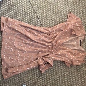 Adorable lite weight dress w belt